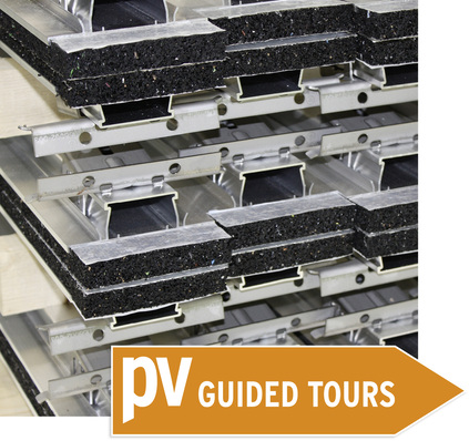 
Am Messestand von Schletter waren Komplettsysteme zu sehen, mit denen man sehr schnell sehr hohe Solarleistungen auf dem Flachdach installieren kann.



