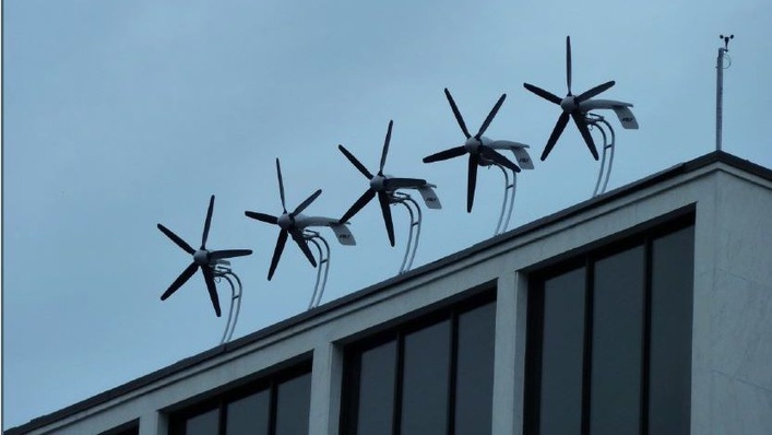 Strom vom Dach durch Kleinwindkraft.