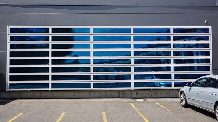 Die Pilotfassade befindet sich auf dem Werksgelände von Hoesch Bausysteme in Kreuztal, NRW