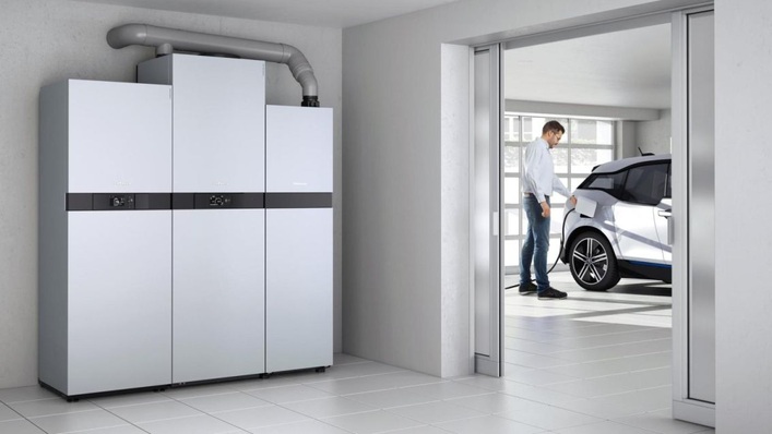 Viessmann kombiniert die Brennstoffzelle mit einer Gastherme für die Heizlast.