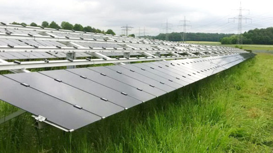 Auch in Zukunft wird Calyxo Dünnschichtmodule in Bitterfeld-Wolfen herstellen.