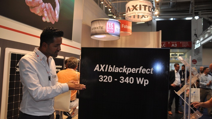 Zum Jahresende soll das Schindelmodul von Axitec verfügbar sein.