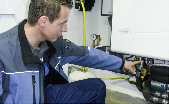 



Die Aggregate laufen stromgeführt, wenn sie nur geringe Abwärme erzeugen. Wärmegeführt werden sie eingebunden, wenn zum Beispiel ein Spitzenlastbrenner integriert ist.
