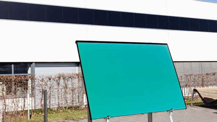 Die Industrie hat schon viel getan: Module für Fassaden sind inzwischen in allen erdenklichen Farben erhältlich.