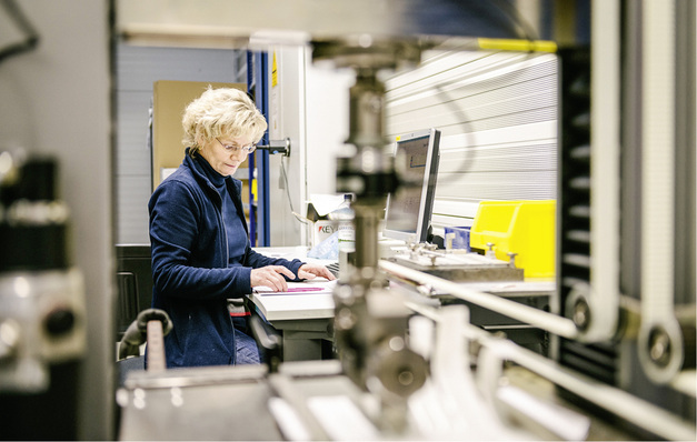 
Aleo fertigt nun Module mit fünf Busbars. Zur Intersolar wird das Unternehmen zudem mehrere Neuheiten präsentieren.



