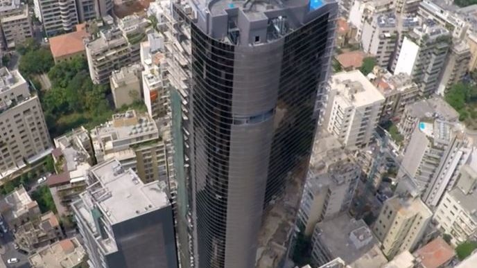 Eine Hochhausfassade im Libanon.