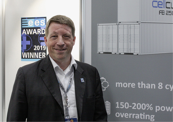 



Alexander Schönfeldt von Enerox durfte sich über die begehrte Trophäe freuen.
