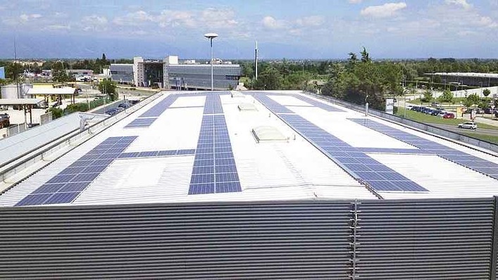 Bald soll es mehr Solarstrom von Dächern in Italien geben.